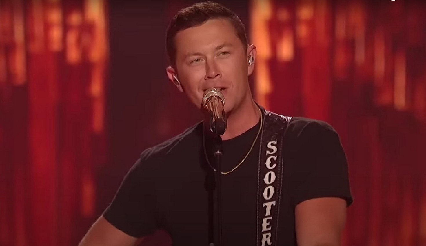 Scotty McCreery Named Finest Country Singer After This Live Performance