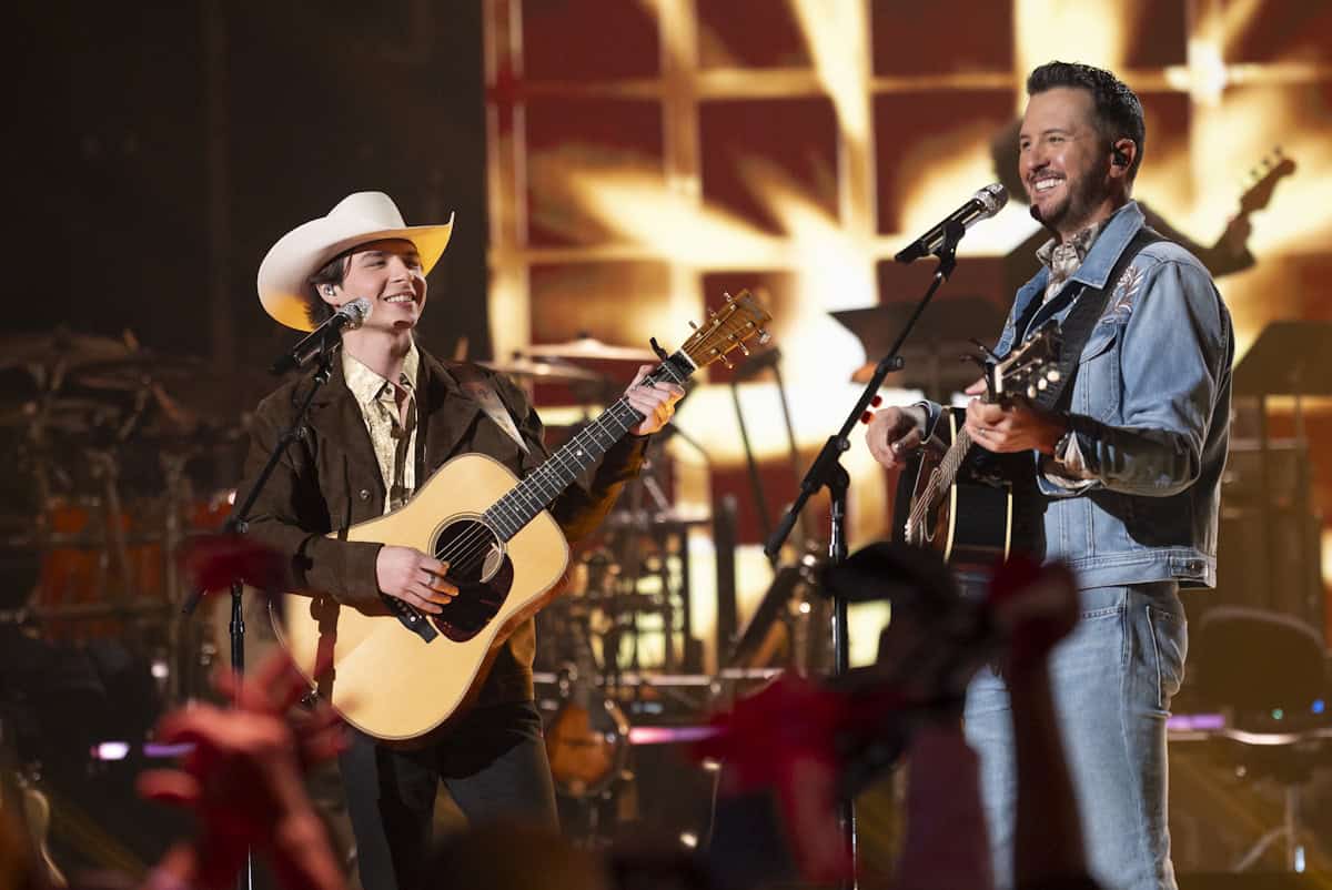 Luke Bryan and John Foster Join Forces For Randy Travis Duet On 'American Idol' Finale - Country Now