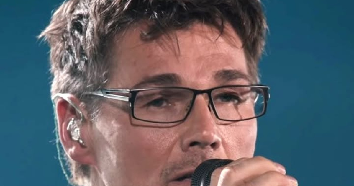 a-ha’s Acoustic “Take On Me” Reveals the Heart Beneath the Pop Classic