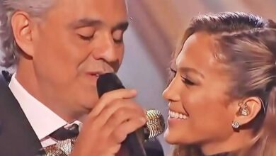 Andrea Bocelli and Jennifer Lopez Meet in “Quizás, Quizás, Quizás”