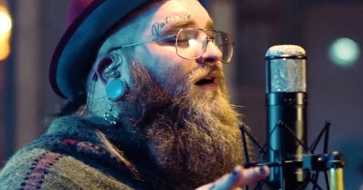 Teddy Swims Finds Quiet Intensity in “Make You Feel My Love”