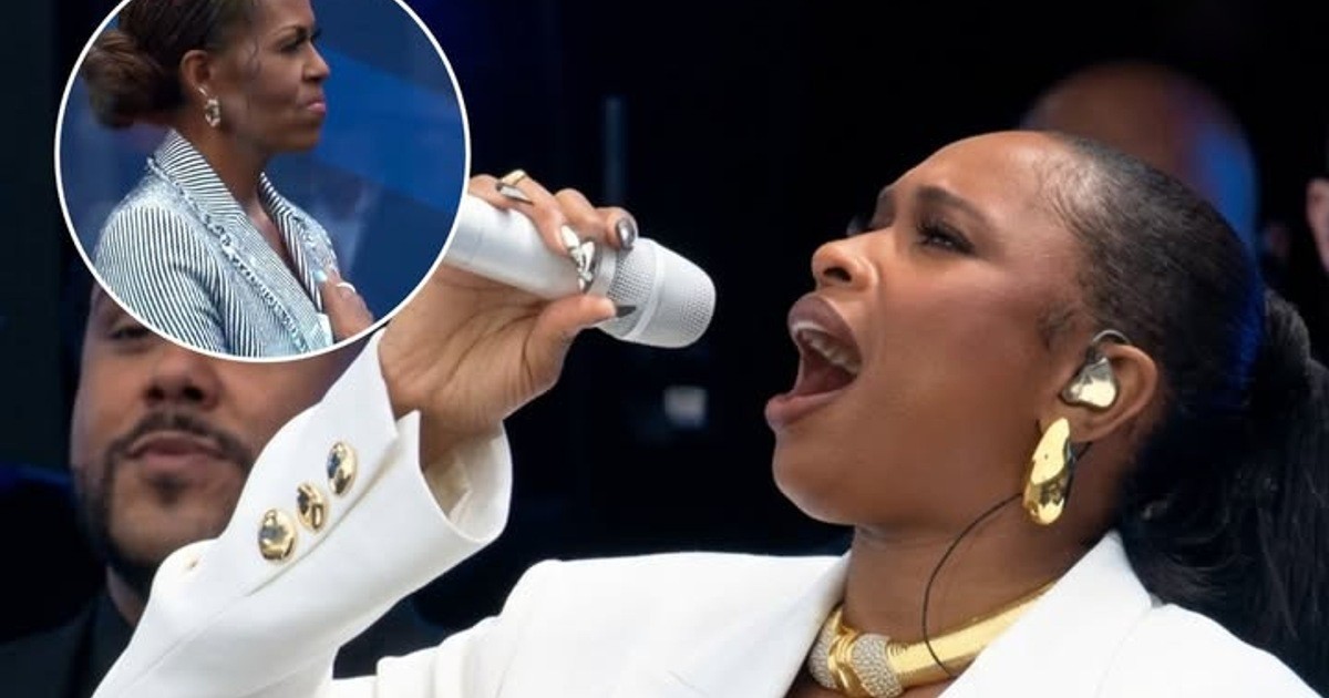 Jennifer Hudson Brings a Powerful National Anthem to the Obama Center Opening