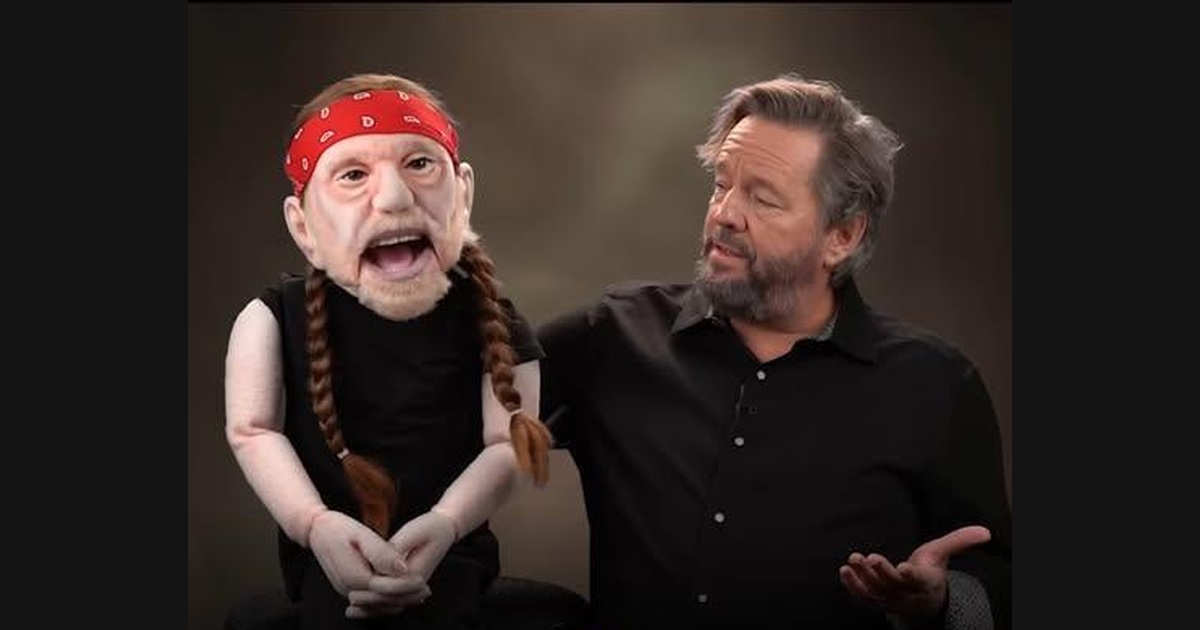 Terry Fator’s Willie Nelson Puppet Gives “Always on My Mind” a Musical Heart