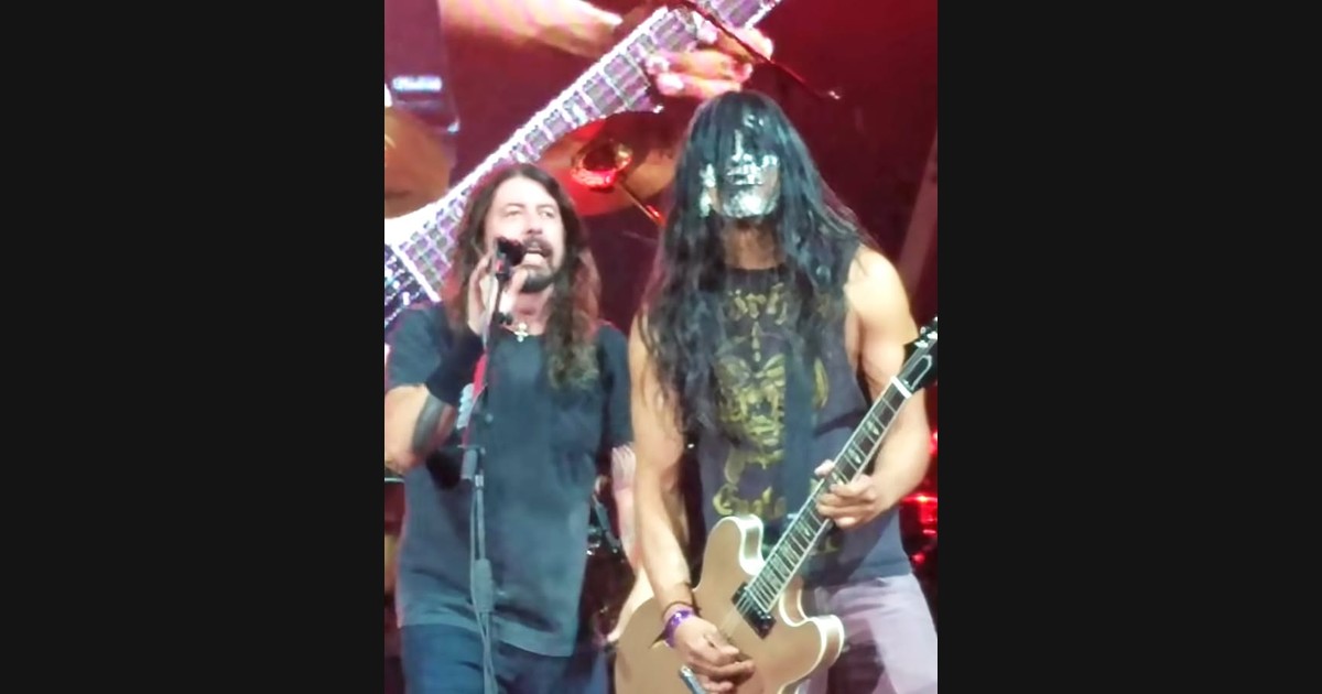 “Kiss Guy” Joins Foo Fighters for “Monkey Wrench” in Austin