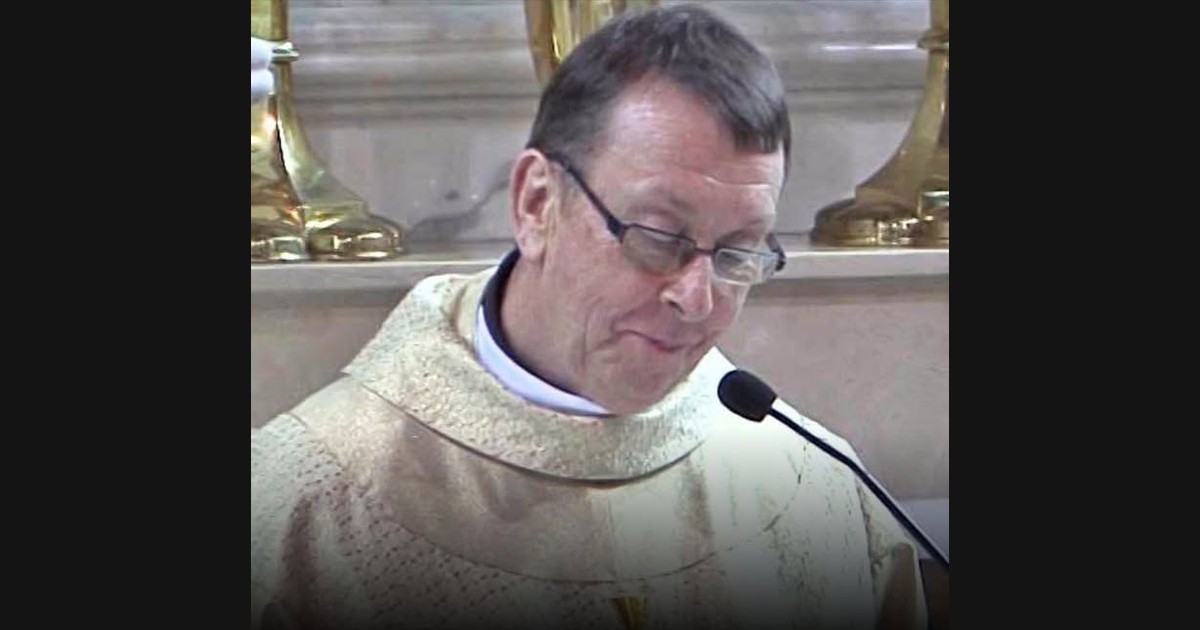 Father Ray Kelly Makes “Hallelujah” Part of Chris and Leah’s Wedding