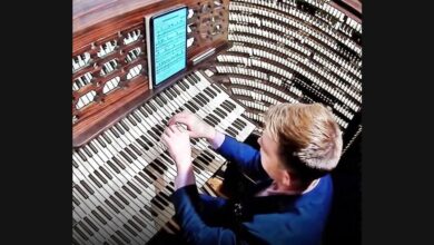 Hands and Feet Carry Josh Stafford’s Organ “Bohemian Rhapsody”