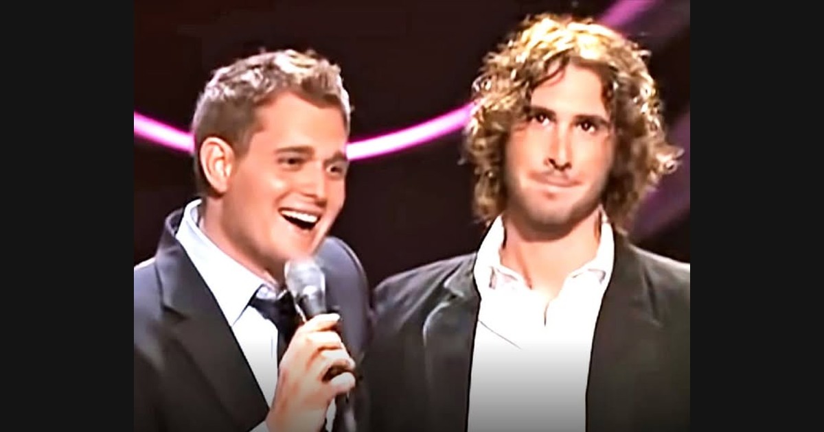 Bublé and Groban Turn Vocal Imitation into a Stage Exchange