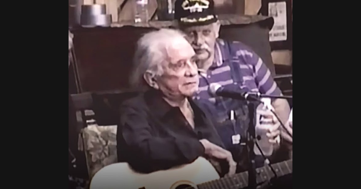 Johnny Cash’s Seated Performance Keeps the Songs Close