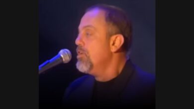 Elton John and Billy Joel Share “Goodbye Yellow Brick Road” at MSG