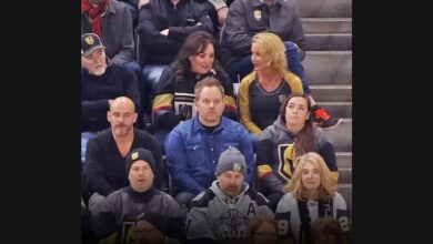 A Familiar Arena Song Gives Hughes a Framework for Crowd Interaction