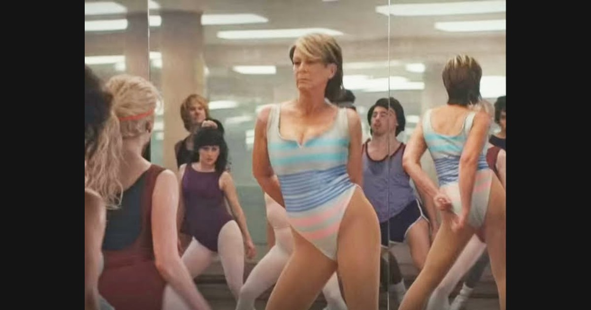 Curtis and Fallon Revisit Perfect Through an Aerobics Comedy Sketch
