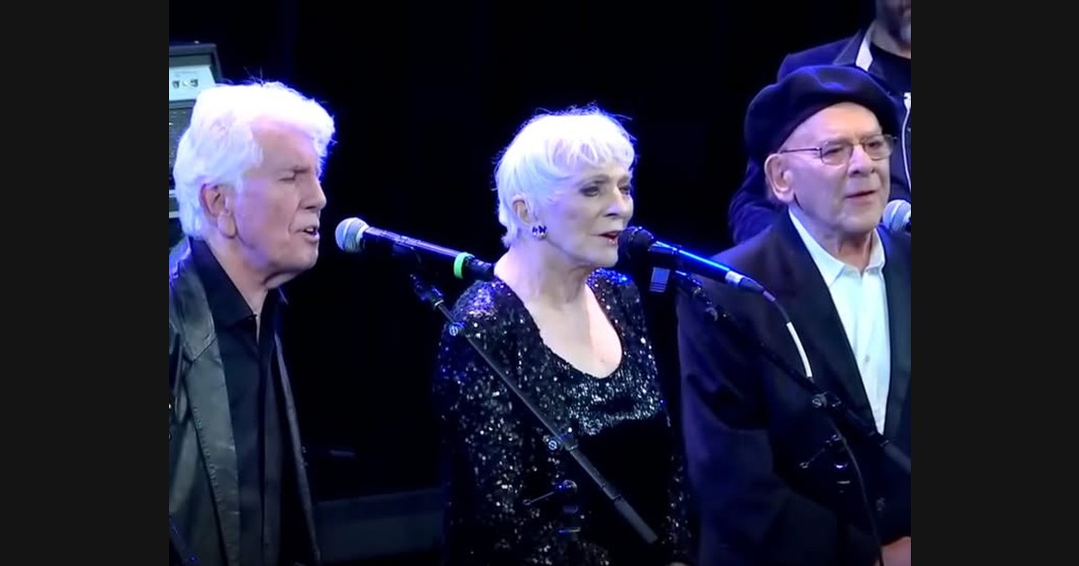 Nash, Collins and Garfunkel Share “Imagine” in a Lennon Tribute