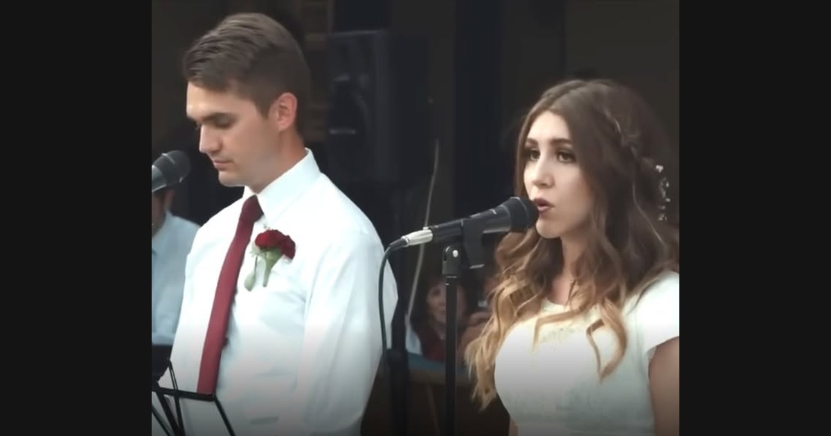 Anna Richey and Joseph Gibbons Sing “The Prayer” at Her Wedding