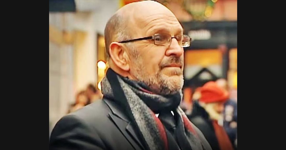 Martin Hurkens Sings “You Raise Me Up” in Maastricht