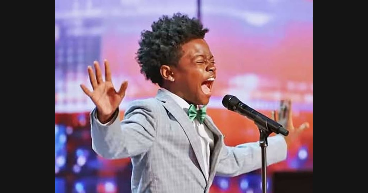 D’Corey Johnson Sings “Open Arms” at His AGT Audition